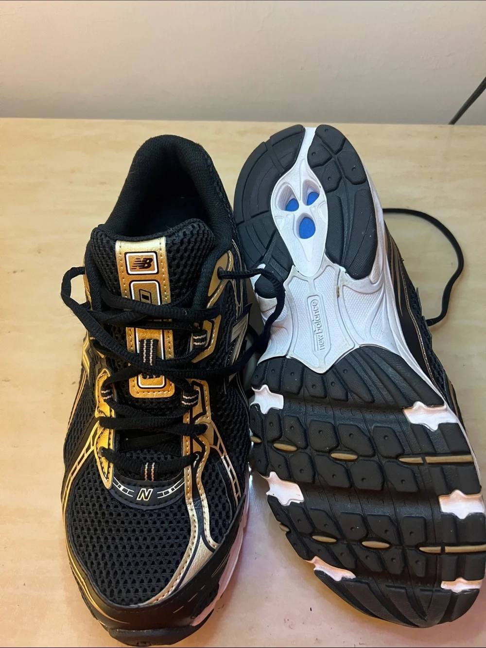 New Balance Men’s Black and Gold Athletic Running Shoes
